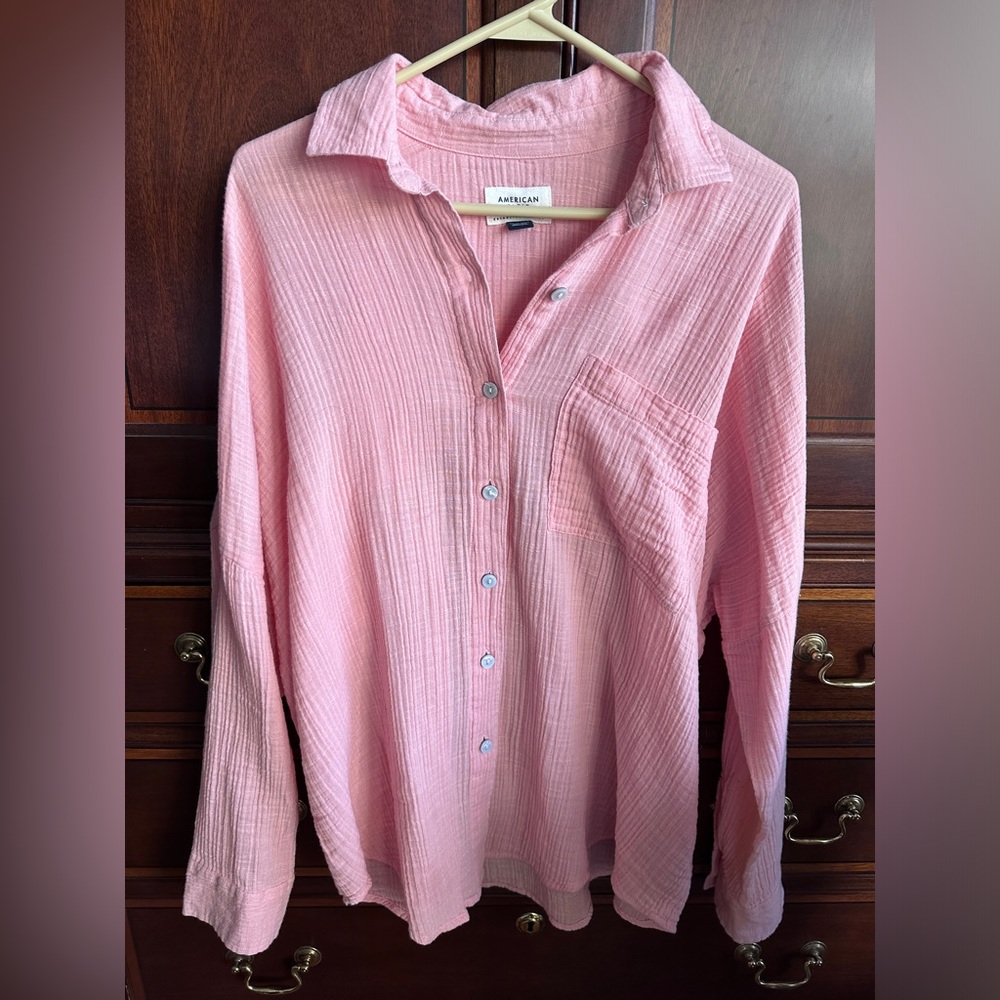 New without tag oversized American Eagle button down shirt